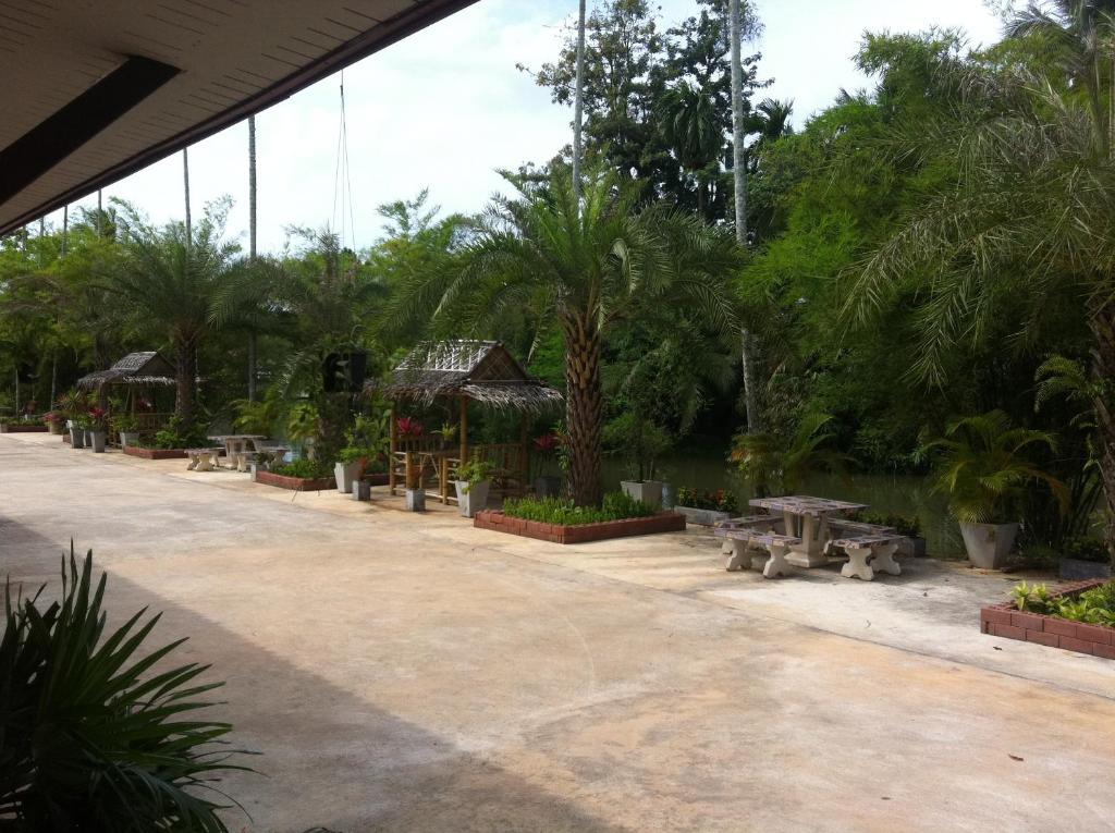 Nida Rooms Central 89 Plaza Resort סוראט תאני מראה חיצוני תמונה